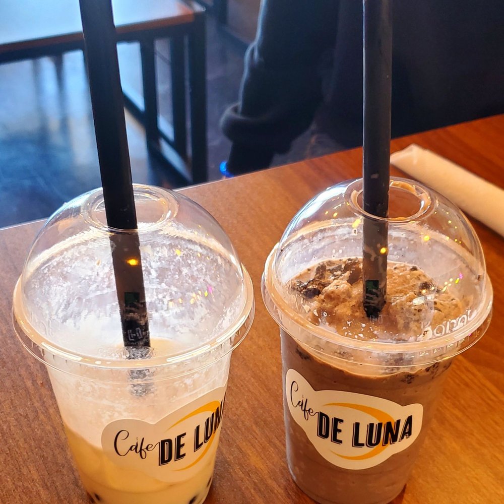 Cafe De Luna - Boba horchata and cookies and cream smoothie - Coffee & Tea Near Me - Odessa, Texas