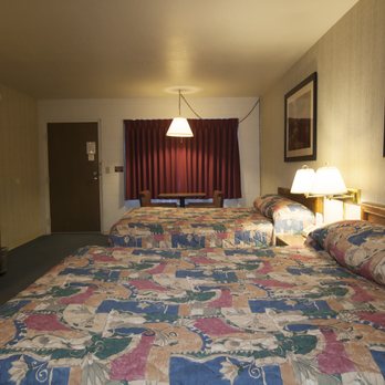 Orland Inn - Double Queen Deluxe - Hotels Near Me - Orland, California Orland Inn - Double Queen Deluxe - Hotels Near Me - Orland, California