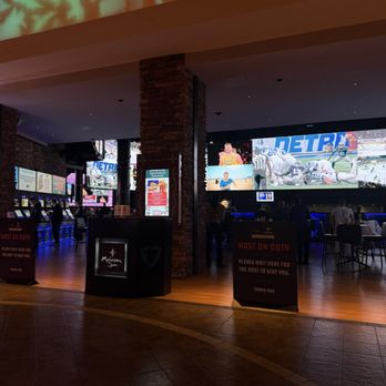 Mohegan Sun - sportsbook - Hotels Near Me - Uncasville, Connecticut