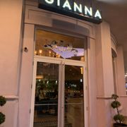 GIANNA RESTAURANT - 497 Photos & 182 Reviews - Wine Bars - 700 Magazine