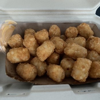 Egg Tuck - Tater Tots w/ sriracha aioli - Breakfast & Brunch Near Me - Los Angeles, California Egg Tuck - Tater Tots w/ sriracha aioli - Breakfast & Brunch Near Me - Los Angeles, California