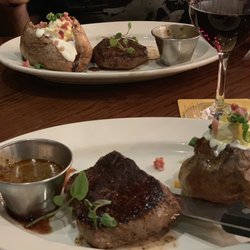 Outback Steakhouse - Happy Hour Special - 170g sirloin, baked potato and mushroom sauce