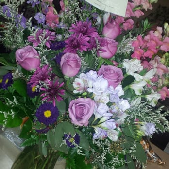Beaumont Flowers - Florists Near Me - Beaumont, California