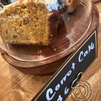 Zensia - Carrot cake - Coffee & Tea Near Me - Clayton, Missouri
