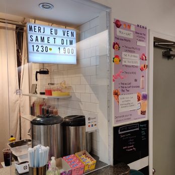 Beluga Boba - a counter with a menu on it - Bubble Tea Near Me - Quebec City, Quebec Beluga Boba - a counter with a menu on it - Bubble Tea Near Me - Quebec City, Quebec