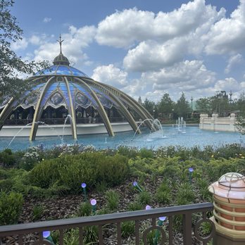 Constellation Carousel - Amusement Parks Near Me - Orlando, Florida Constellation Carousel - Amusement Parks Near Me - Orlando, Florida