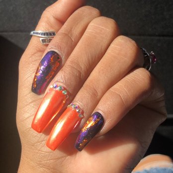 Mimi's Nails - Nail Salons Near Me - Modesto, California