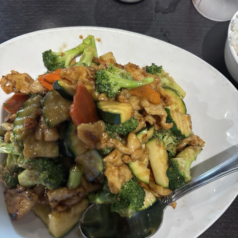 Dinner sized chicken teriyaki Dinner sized chicken teriyaki