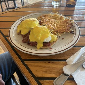 Anchorage 5 - Corned Beef Benedict - Breakfast & Brunch Near Me - Sausalito, California Anchorage 5 - Corned Beef Benedict - Breakfast & Brunch Near Me - Sausalito, California