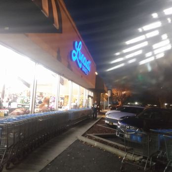 Lunardi's Supermarkets - Grocery Near Me - Los Gatos, California Lunardi's Supermarkets - Grocery Near Me - Los Gatos, California