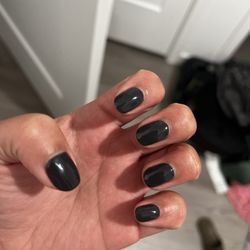 Candelas Nails & Spa - Shellac manicure - color Iron Ore