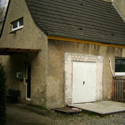 Schwerter Senfmühle - Der Eingang zur Senfmühle und die hintere Ansicht.