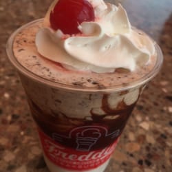 Freddy's Frozen Custard & Steakburgers - Brownie, fudge w/ vanilla custard
