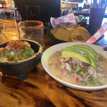 La Mexicana Taco Bar - Ceviche Mixto, Guacamole and Chips Platter, & a Jack Daniel's - Tacos Near Me - Wilton Manors, Florida La Mexicana Taco Bar - Ceviche Mixto, Guacamole and Chips Platter, & a Jack Daniel's - Tacos Near Me - Wilton Manors, Florida