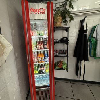 Pit Stop Bbq - Bottled Drink Station - Barbeque Near Me - Sonora, Texas