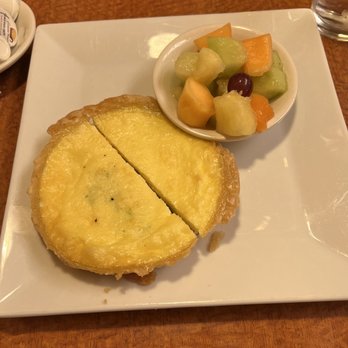 Peaches Cafe - Broccoli and Cheddar Quiche - Desserts Near Me - Albany, New York Peaches Cafe - Broccoli and Cheddar Quiche - Desserts Near Me - Albany, New York