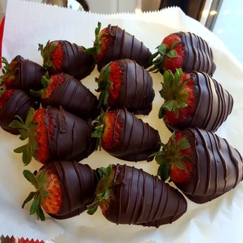 Sweet Boutique - a plate of chocolate covered strawberries - Candy Stores Near Me - Tulsa, Oklahoma Sweet Boutique - a plate of chocolate covered strawberries - Candy Stores Near Me - Tulsa, Oklahoma