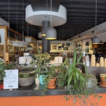 Cafe Cambio - Service area - Cafes Near Me - Chicoutimi, Quebec Cafe Cambio - Service area - Cafes Near Me - Chicoutimi, Quebec