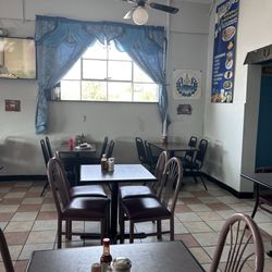Pupuseria Y Restaurante Salvadoreno