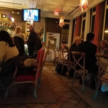 L'Escale - French Near Me - Greenwich, Connecticut