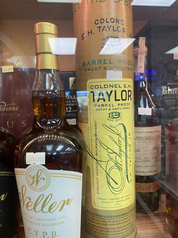 Newell Liquors Logo