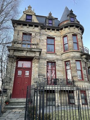 The Franklin Castle (Hannes Tiedemann House) by null