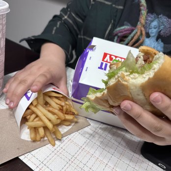 Jack in the Box - Food is good though - Fast Food Near Me - Houston, Texas