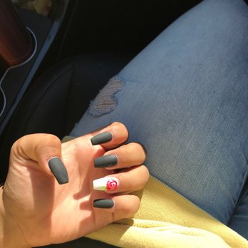 Cali Nails & Spa  - Nail Salons Near Me - Corona, California