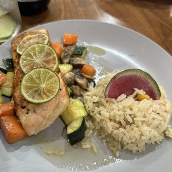 Santo Fish Restaurant - Salmon - Seafood Near Me - Pico Rivera, California Santo Fish Restaurant - Salmon - Seafood Near Me - Pico Rivera, California