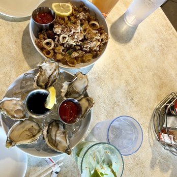 Nico's Pier 38 - Seafood Near Me - Honolulu, Hawaii