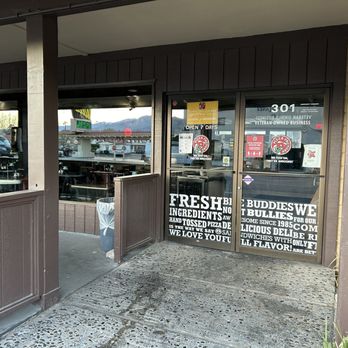 Pizza Factory - Pizza Near Me - Lone Pine, California