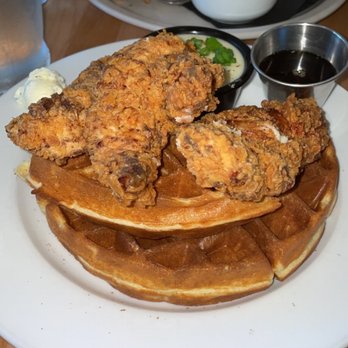 Dream Cafe - Roscoe's Chicken and Waffle - Breakfast & Brunch Near Me - Dallas, Texas