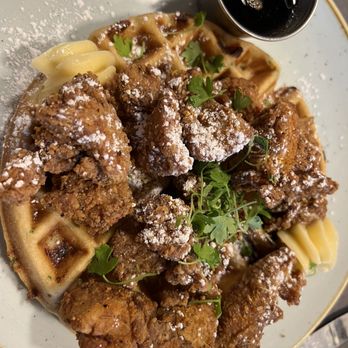 River Roast - Chicken & Waffles - American Near Me - Chicago, Illinois River Roast - Chicken & Waffles - American Near Me - Chicago, Illinois