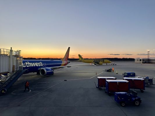 Memphis International Airport by null