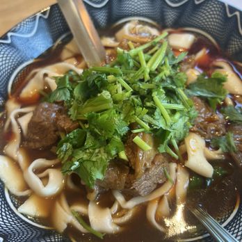 Mama Chang - Beef noodle soup - Chinese Near Me - Fairfax, Virginia Mama Chang - Beef noodle soup - Chinese Near Me - Fairfax, Virginia