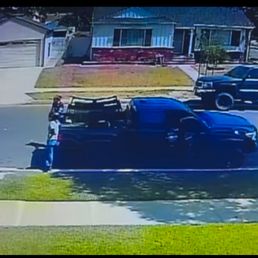 Scam artist who claims he is a certified technician working with a child laborer. Refer to other reviews regarding the scammer in the Tacoma