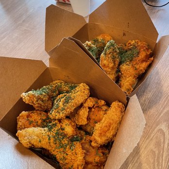 Vons Chicken - Crispy Fried Chicken (Half) - Chicken Shop Near Me - Torrance, California Vons Chicken - Crispy Fried Chicken (Half) - Chicken Shop Near Me - Torrance, California