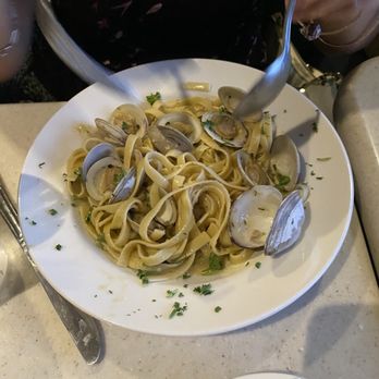 Anthony's Fish Grotto - $18 Clam Linguine from the Appetizer Section - Seafood Near Me - La Mesa, California