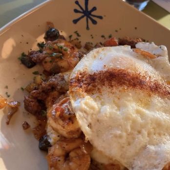 Snooze, an A.M. Eatery - Shrimp and grits egg over medium - Breakfast & Brunch Near Me - Buford, Georgia