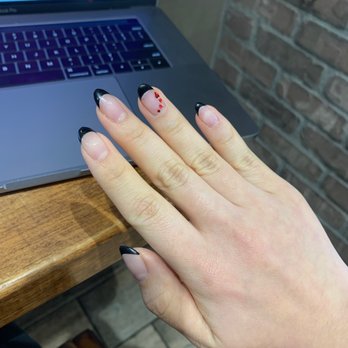 Red Polish - 2 weeks later and it literally hasn't chipped, peeled completely off, or look grown out AT ALL!!!! - Nail Salons Near Me - Los Angeles, California