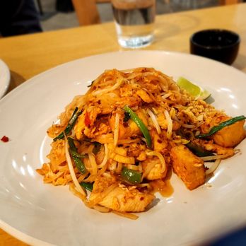 Thai Lanna - Combination pad thai - Thai Near Me - Denver, Colorado