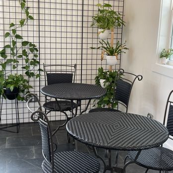 121 Coffee - Inside seating area - Coffee & Tea Near Me - Spartanburg, South Carolina 121 Coffee - Inside seating area - Coffee & Tea Near Me - Spartanburg, South Carolina