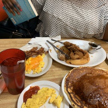 Bertha's Diner - Pancakes, chicken & waffles. - Diners Near Me - Buffalo, New York