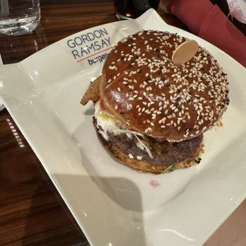 Gordon Ramsay Burger Las Vegas - Burgers Near Me - Las Vegas, Nevada Gordon Ramsay Burger Las Vegas - Burgers Near Me - Las Vegas, Nevada