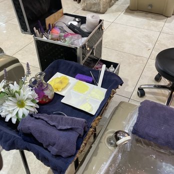 Charmlux Nail Spa - Pineapple Pedicure - Nail Salons Near Me - Frisco, Texas Charmlux Nail Spa - Pineapple Pedicure - Nail Salons Near Me - Frisco, Texas