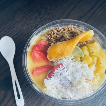 Toastique - Mango Tango Bowl. The mango on top was a nice treat. - Juice Bars & Smoothies Near Me - Washington, DC, District of Columbia Toastique - Mango Tango Bowl. The mango on top was a nice treat. - Juice Bars & Smoothies Near Me - Washington, DC, District of Columbia