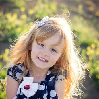 Nicole Brown Photography - Big sister Madison - Event Photography Near Me
