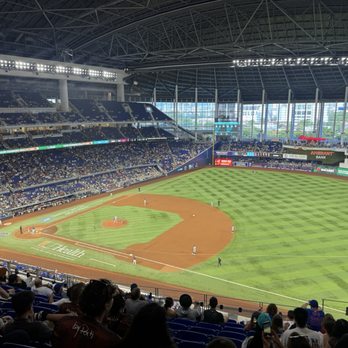 LoanDepot Park - Stadiums & Arenas Near Me - Miami, Florida