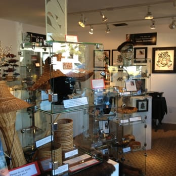 Raven's Nest - Art Galleries Near Me - Vashon, Washington