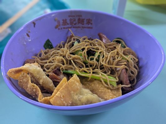 Ji Ji Wanton Noodle Specialist by null